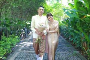 ชุดไทยเจ้าสาว ชุดไทยจักรพรรดิ์ เช่าที่แบมบี้ เวดดิ้ง ห้วยขวาง